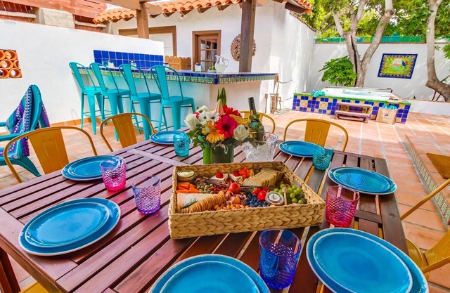 Casa Mariposa |3BR Charming Old Town Home +Hot Tub