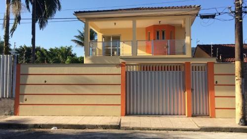 Casa pertinho do mar e com churrasqueira 101