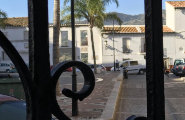 Casa Plaza Baja - 100 year old, character property in Álora