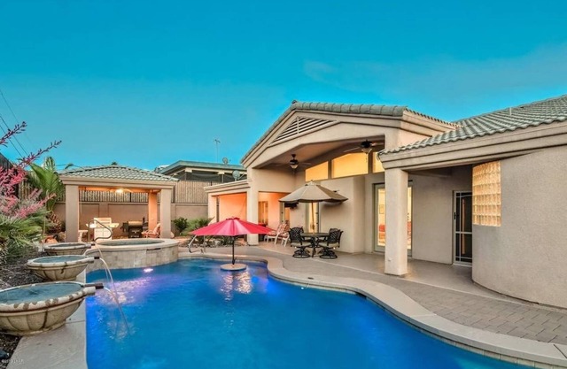 Casa Ranchito - 4BR/4BA Pool and Hot Tub