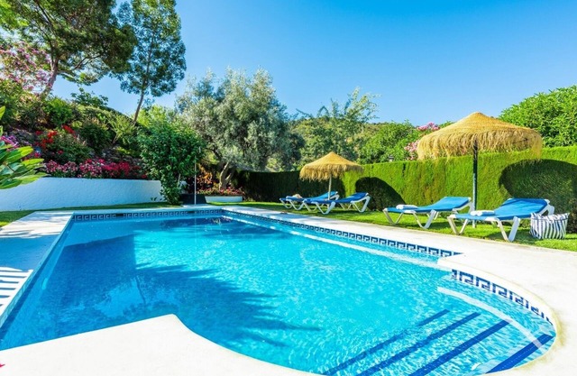 Casa Rural Castillo Málaga by Ruralidays