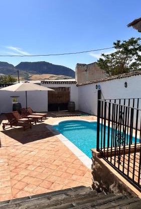 Casa Rural con piscina Villa Don Juan