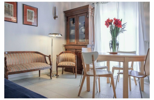 CASA SANGREGORIO FLAT: AT HOME IN THE OLD NAPLES