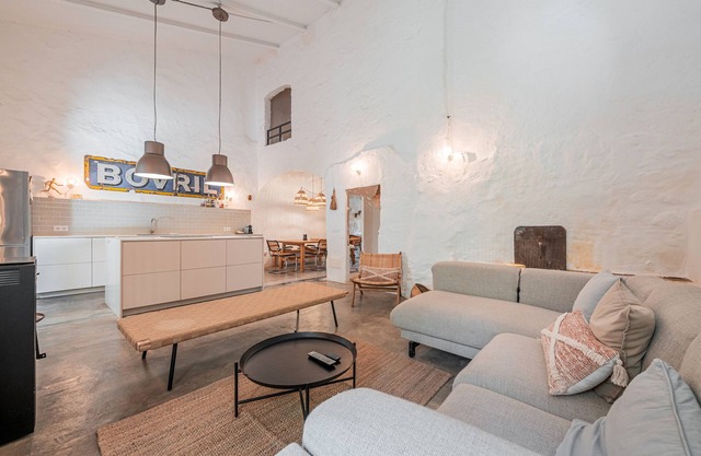 'Casa Sencellas Design Holiday Home' with Terrace & Wi-Fi