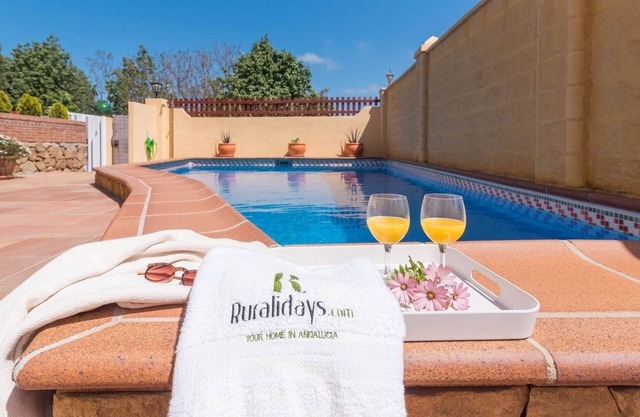 Casa Sierra Alhaurín de la Torre by Ruralidays