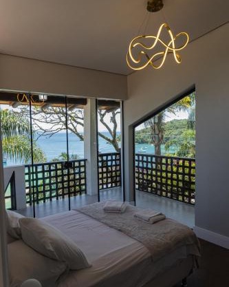 Casa Vista Mar com Ofurô - Condomínio com piscina