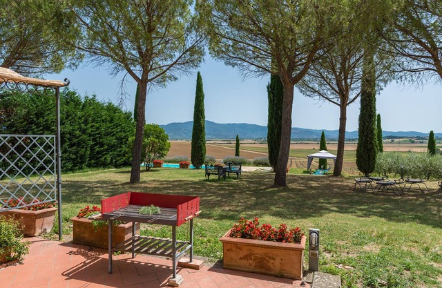Casale Brolio 12+2, Emma Villas