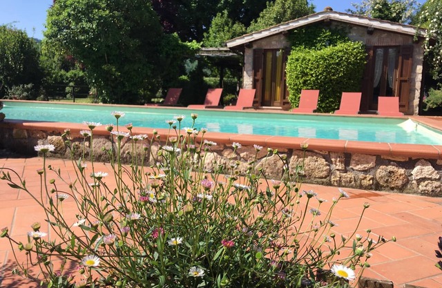 Casale Eredità countryside in Orte 70 km north Rome Private Pool x 6 people