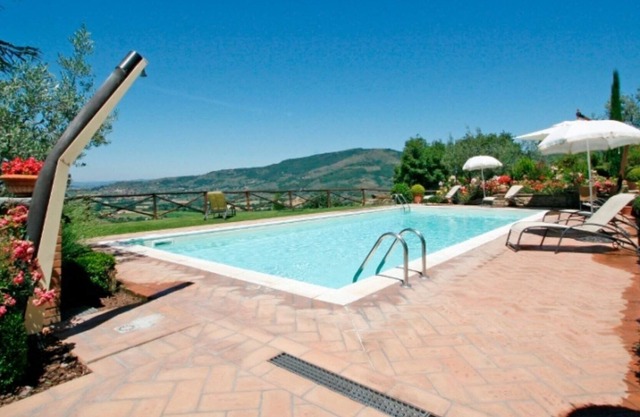 Casale Vinaglia up to 8 guests. Private pool