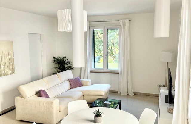 CASASPENSIERATEZZA - SLEEPS 5 - 3 ROOMS - CENTRAL - BREAKFAST INCLUDED