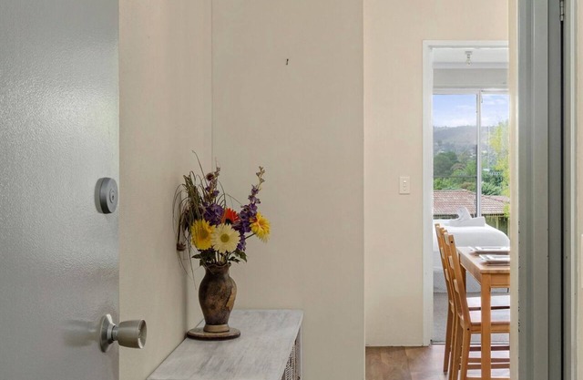 Cascades 5 light studio apartment