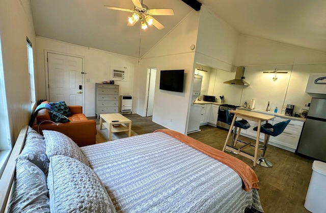 Casita Nueces in Taylor TX