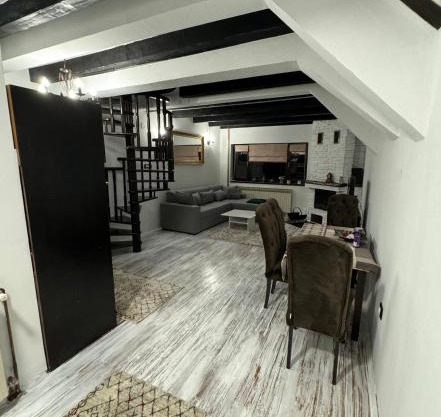 Cassa Alpin White