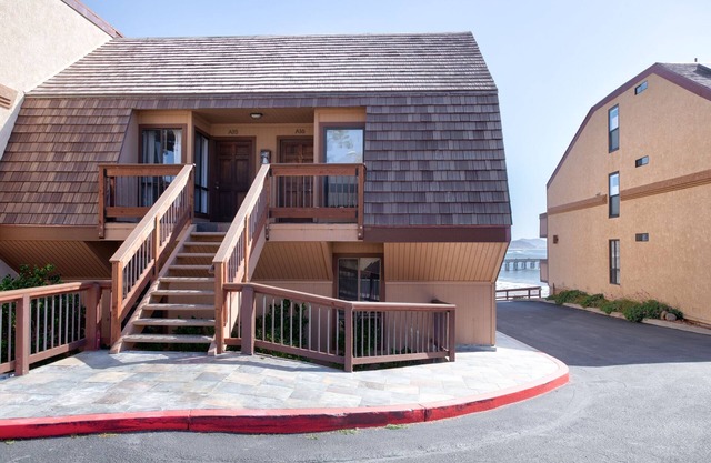 Cayucos Oceanfront Condo