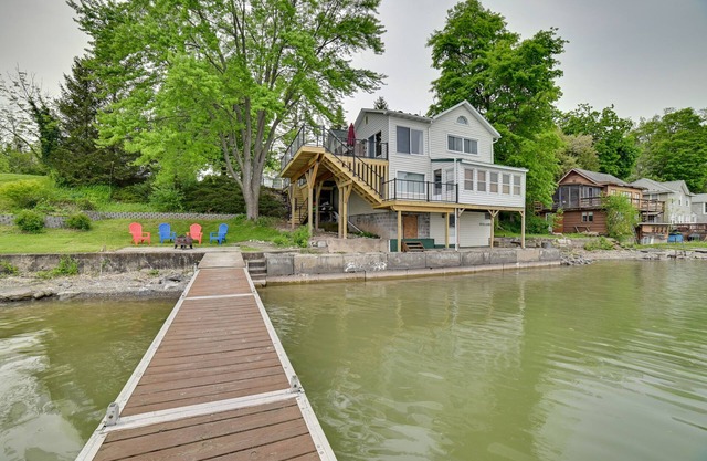Cayuga Lake Retreat in Seneca Falls w/Dock!