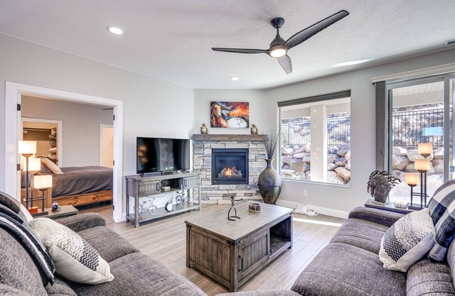 Cedar City Home w/Mountain Views + Hiking Trails!