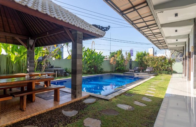 Cempaka Mas Guest House Canggu