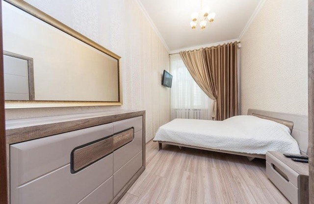 center, Apartment on Deribasovskaya 10