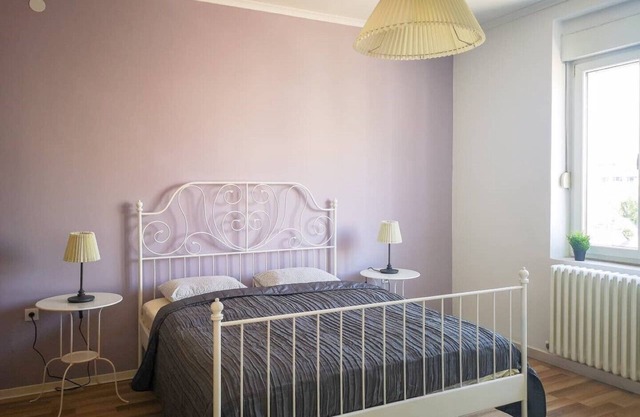 Central 2 Bedroom Suite 64 sq m in 5 Minutes Walk to Main Square