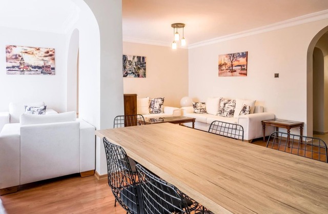 Central and Capacious Flat Near Levent in Besiktas