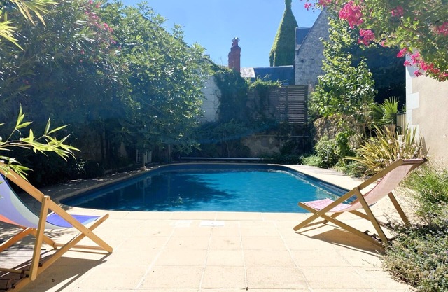 Central apartment with swimming pool