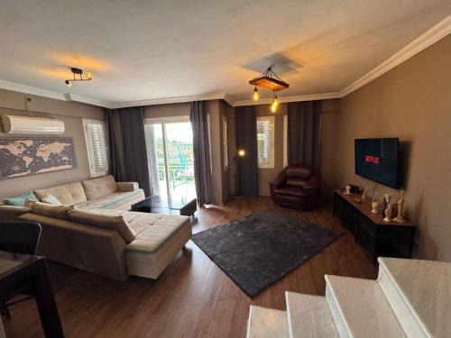 Central Cozy Villa 5 Min to Beach