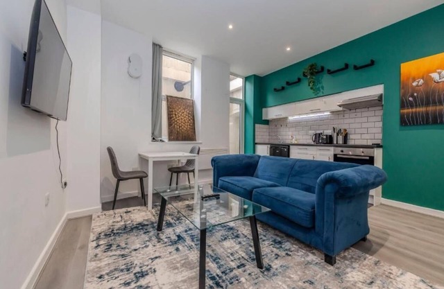 Central Hove 1 Bedroom Flat BN32OSM04