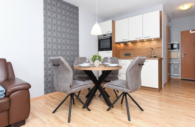 Central location, near the beach, 2 sep. Bedroom, no smoking, free wifi