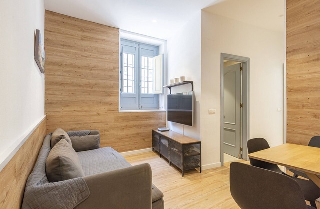 Central Malaga 2 Bedroom