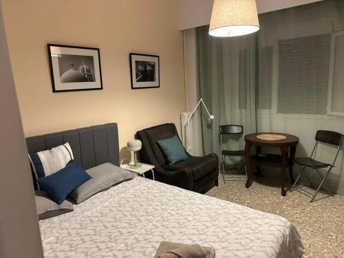 Central Modern Stay Apartment-5min walk from metro