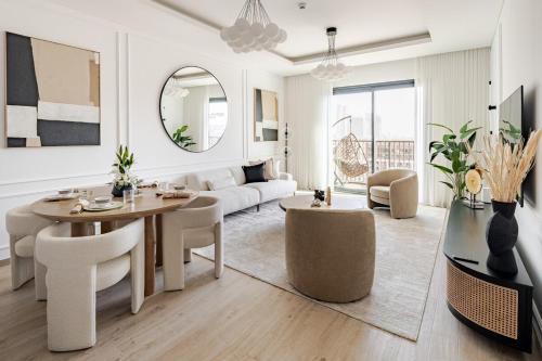 Central Park Building, City Walk - 1BR Sophisticated Apartment