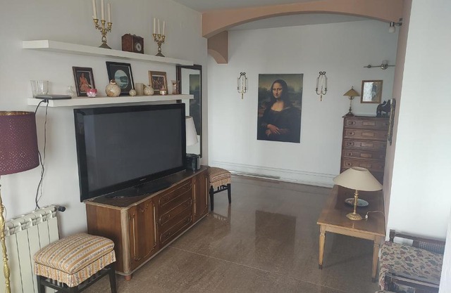 Central room 2