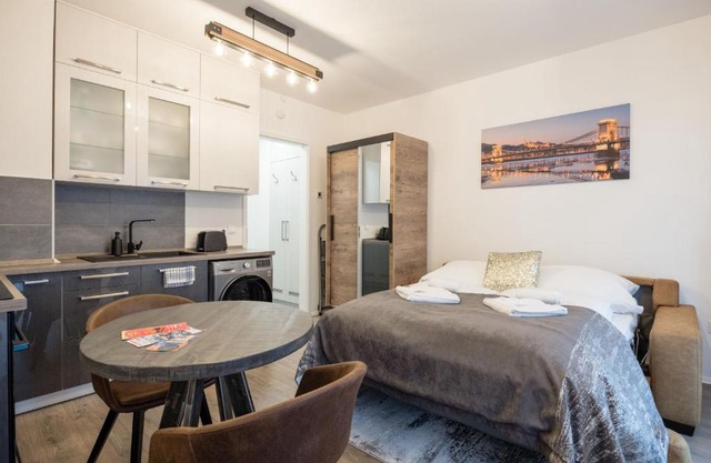 Central Sphere Apartment