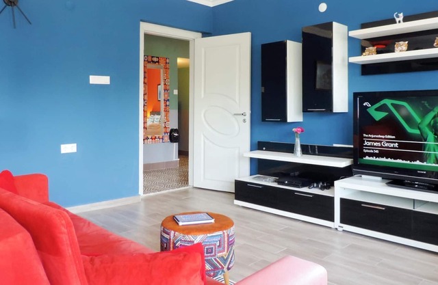 Centrally located flat 5 min to OzdilekPark Mall