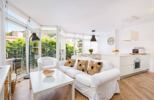 Cervantes - Holiday apartment Malaga City