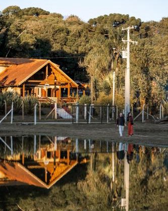 Chácara Beija Flor com Casa de Campo charmosa pertinho de Curitiba