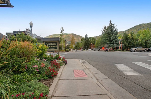 Château Chaumont by Snowmass Vacations
