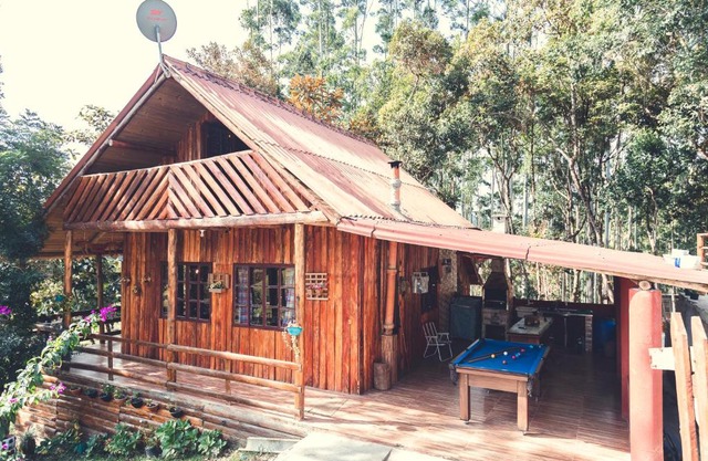 Chalé incrível c/piscina, Águas Mornas - SC