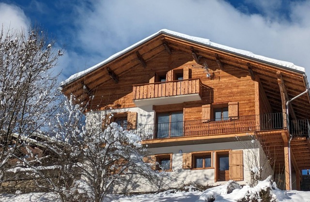 Chalet 12-14 Personnes Hauteluce-les Saisies