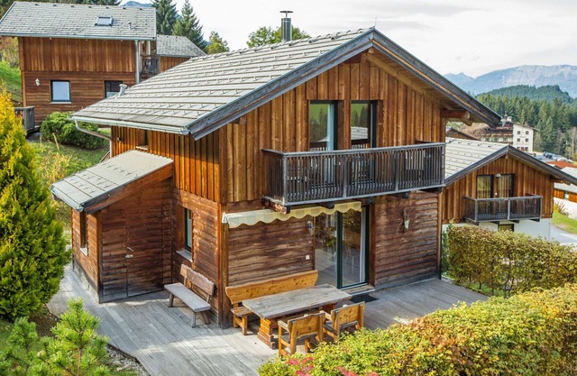 Chalet # 13 with 3 BR for up to 7 people