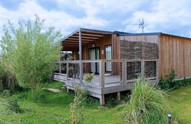 Chalet 3 étoiles - Piscine - ccbadcb