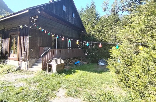 Chalet 8 people - Large garden + river