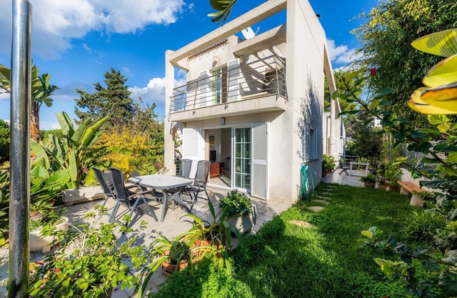 Chalet 'Cas Ferrer' close to the Beach with Garden & Wi-Fi