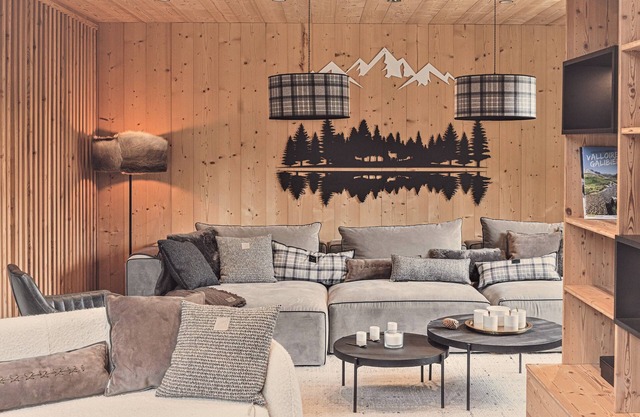 Chalet de luxe à proximité des piste des chemins de randonnées et des commodités