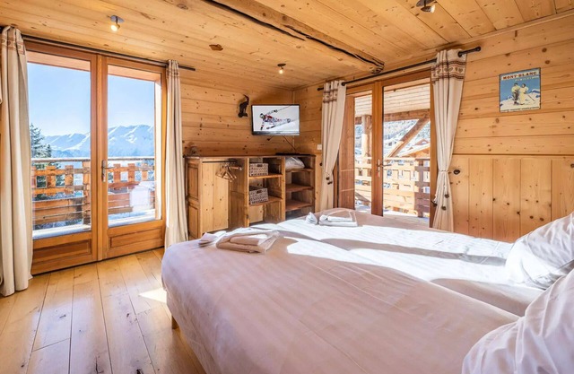 Chalet Dolphin - Chalets for 15 People