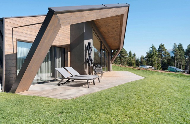 Chalet 'Einheit G' with Mountain View, Private Terrace and Wi-Fi