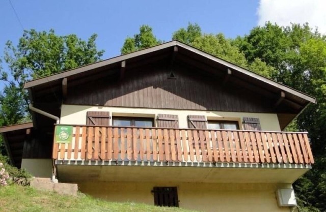 Chalet en Forêt Hautes-Vosges avec Terrasse, Proche Gérardmer, 2 Chambres, WiFi, Équipements Complets