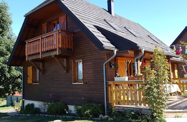 Chalet en Pleine Nature Pouvant Accueillir 12 Personnes, Randonnées, Pêche, ski