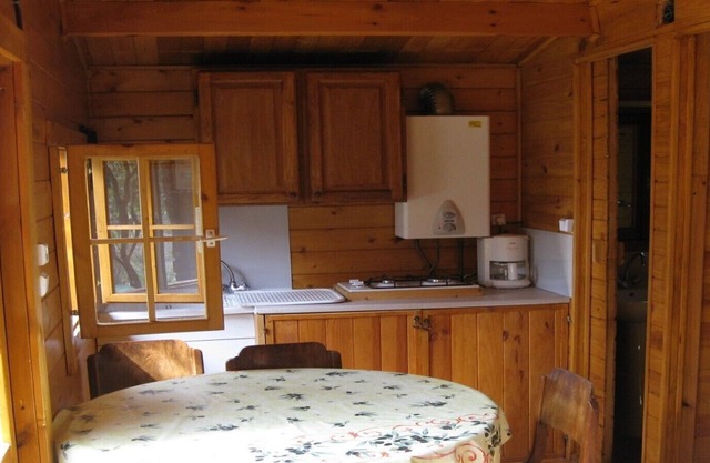 Chalet in Provencal pine forest