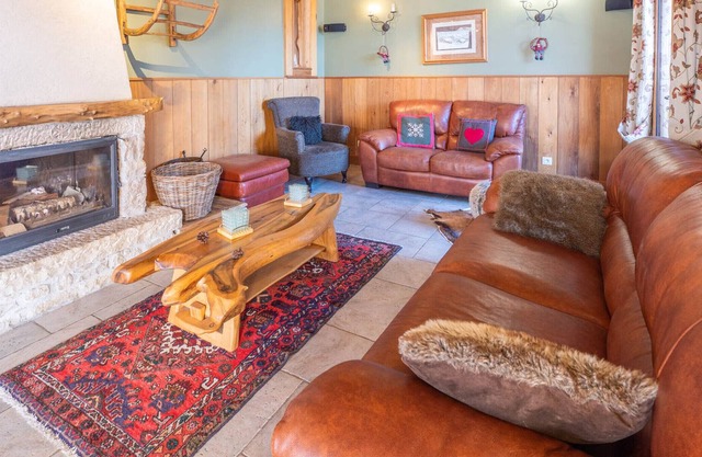 Chalet Huez, 7 bedrooms, 15 persons